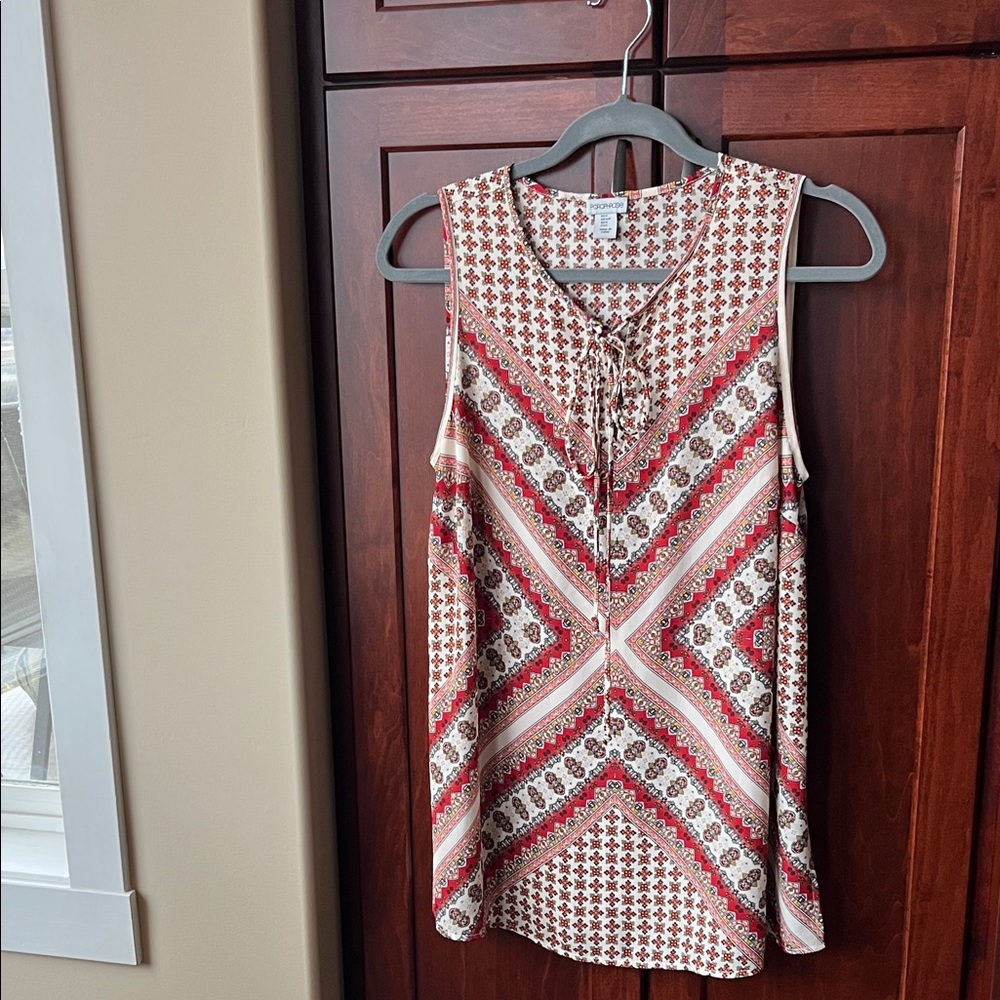 Paraphrase Geometric Sleeveless Blouse Size S